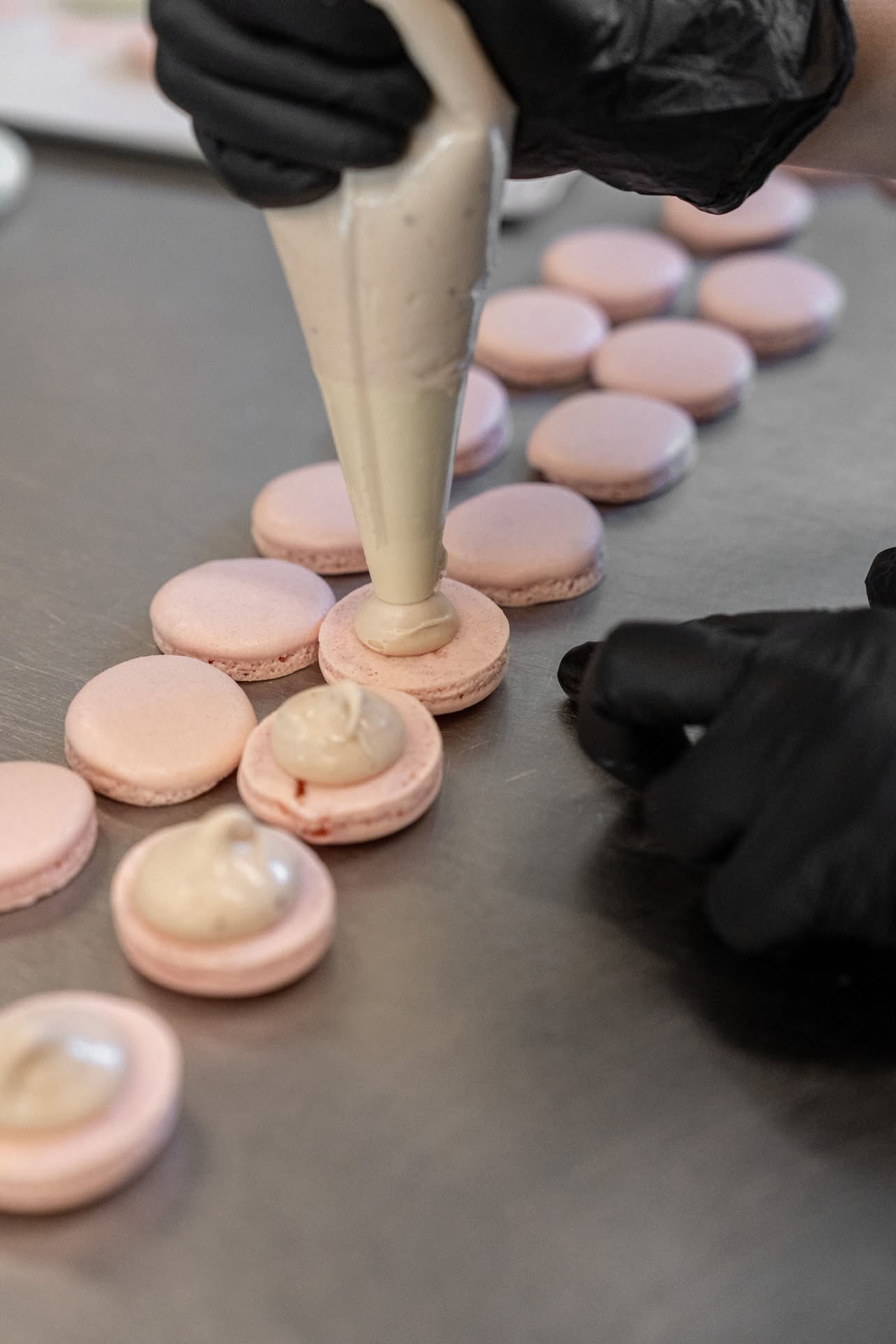 Kate filling macarons – Black Eyed Kate