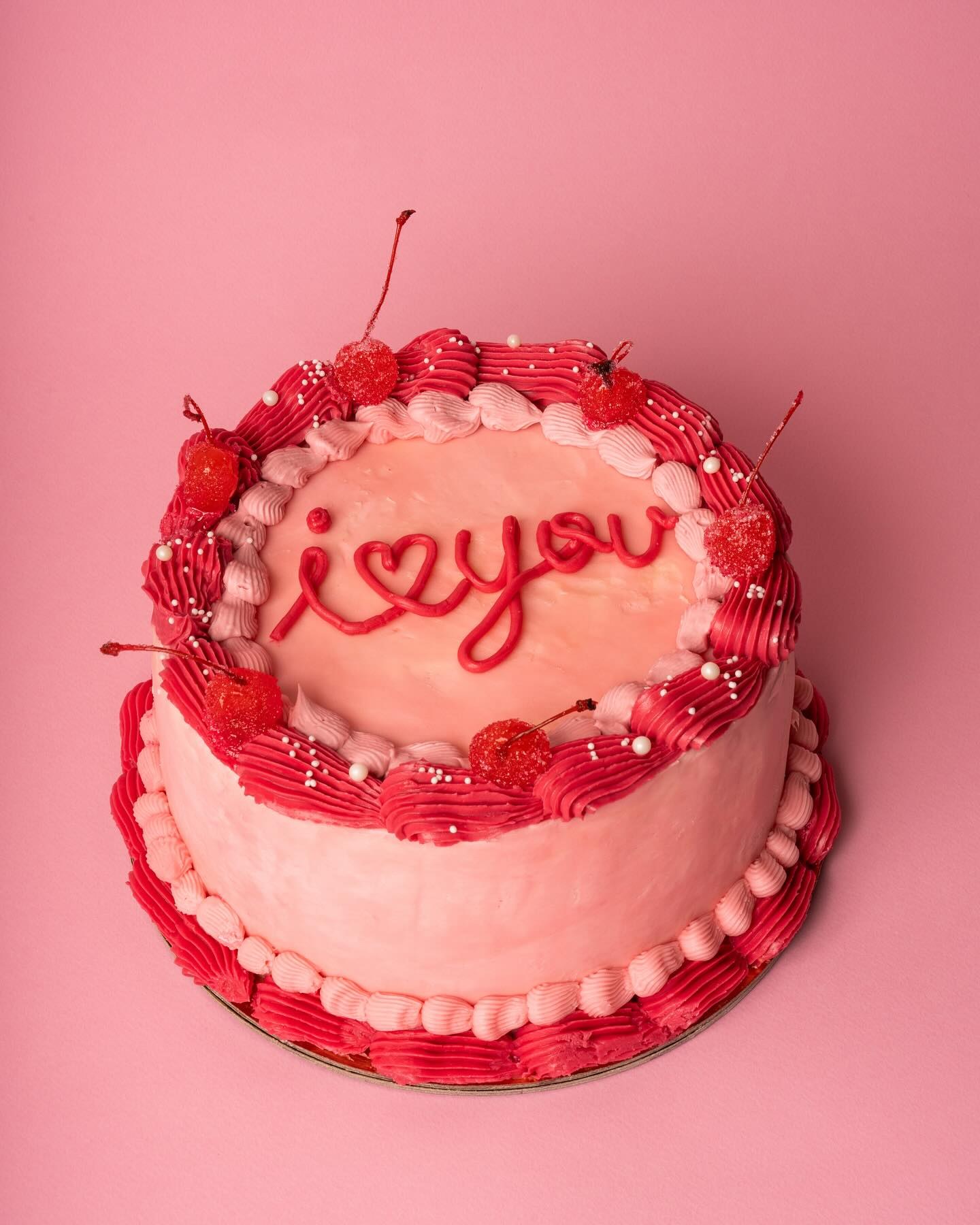 Red velvet – Black Eyed Kate